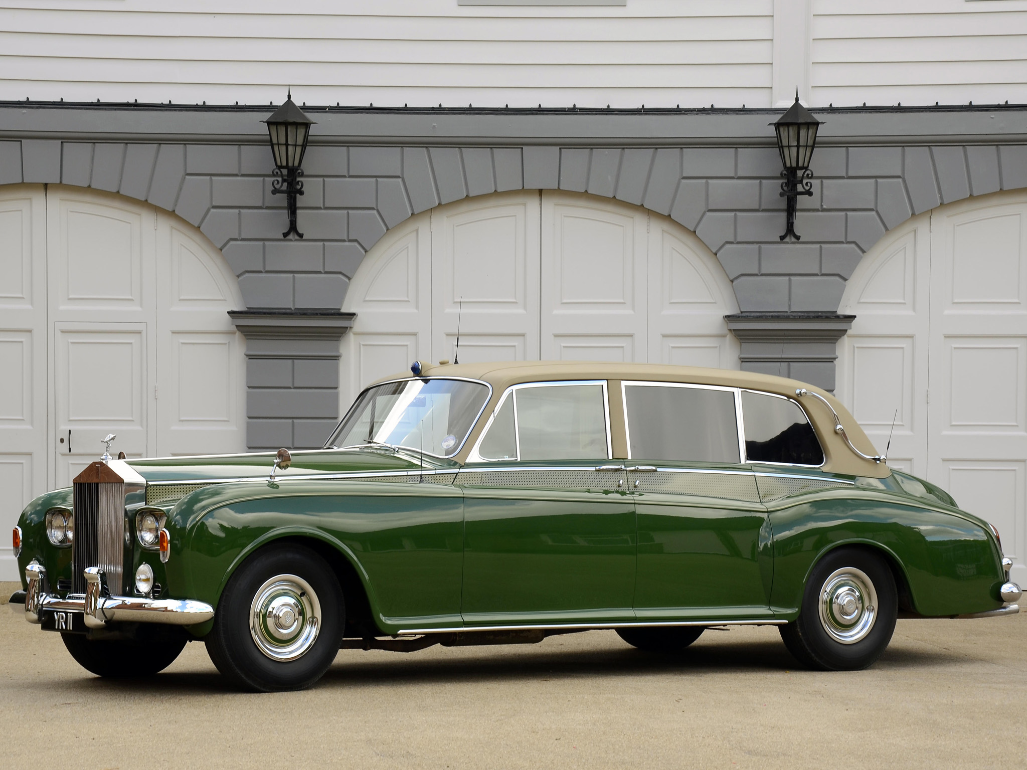 autowp.ru_rolls-royce_phantom_v_park_ward_limousine_10.jpg