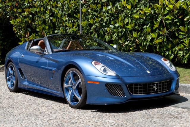 Ferrari-Superamerica-45_01.jpg