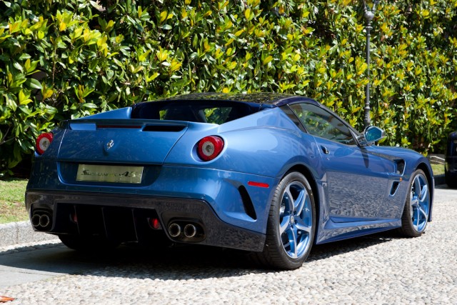 Ferrari-Superamerica-45_8.jpg