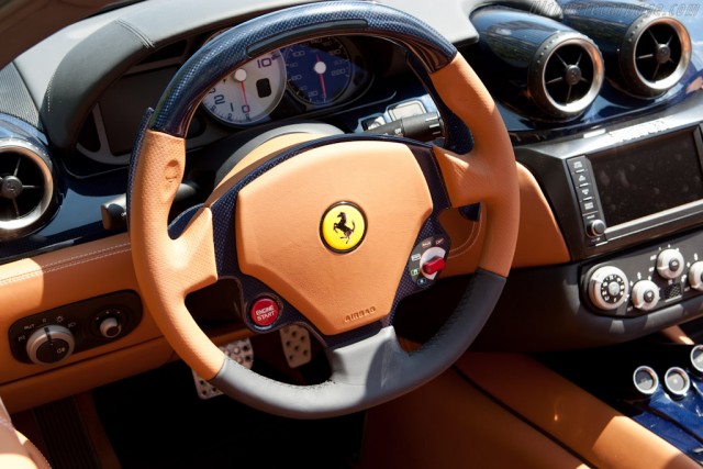 Ferrari-Superamerica-45_19.jpg
