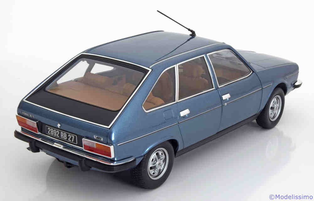 Renault-30-TS-V6-Norev-185270-2.jpg