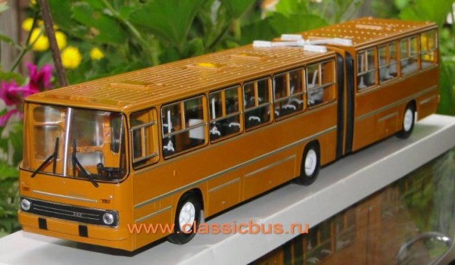 Ikarus280_01.jpg