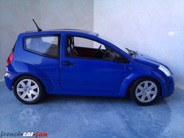 Citroen C2 (4).jpg