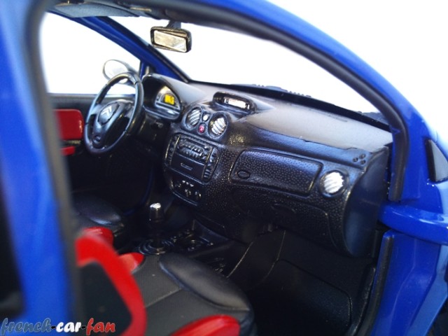 Citroen C2 (6).jpg