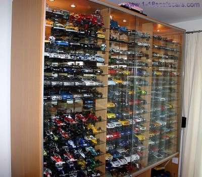 1Collection_pic_sept04_pic7[2].jpg