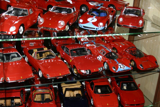 _MG_2879.JPG (3.04 MiB) Megtekintve 3431 alkalommal Jouef Evolution - Ferrari 330 P4 (1967)