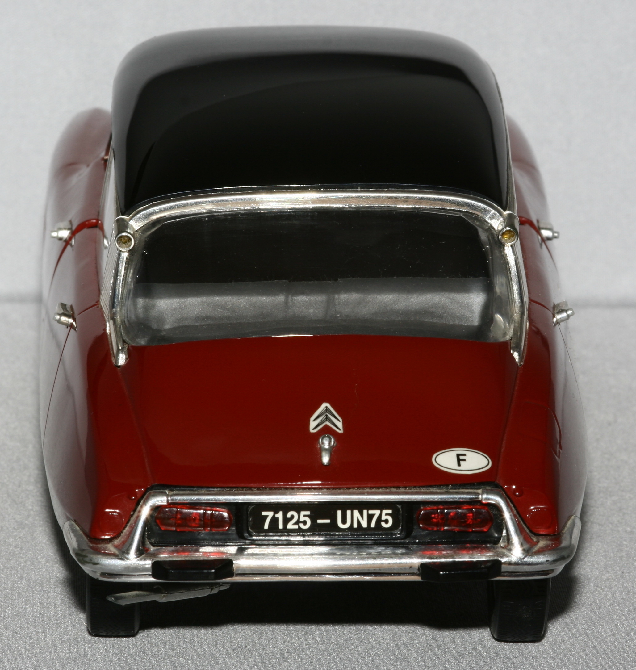 ID_19_6.jpg
