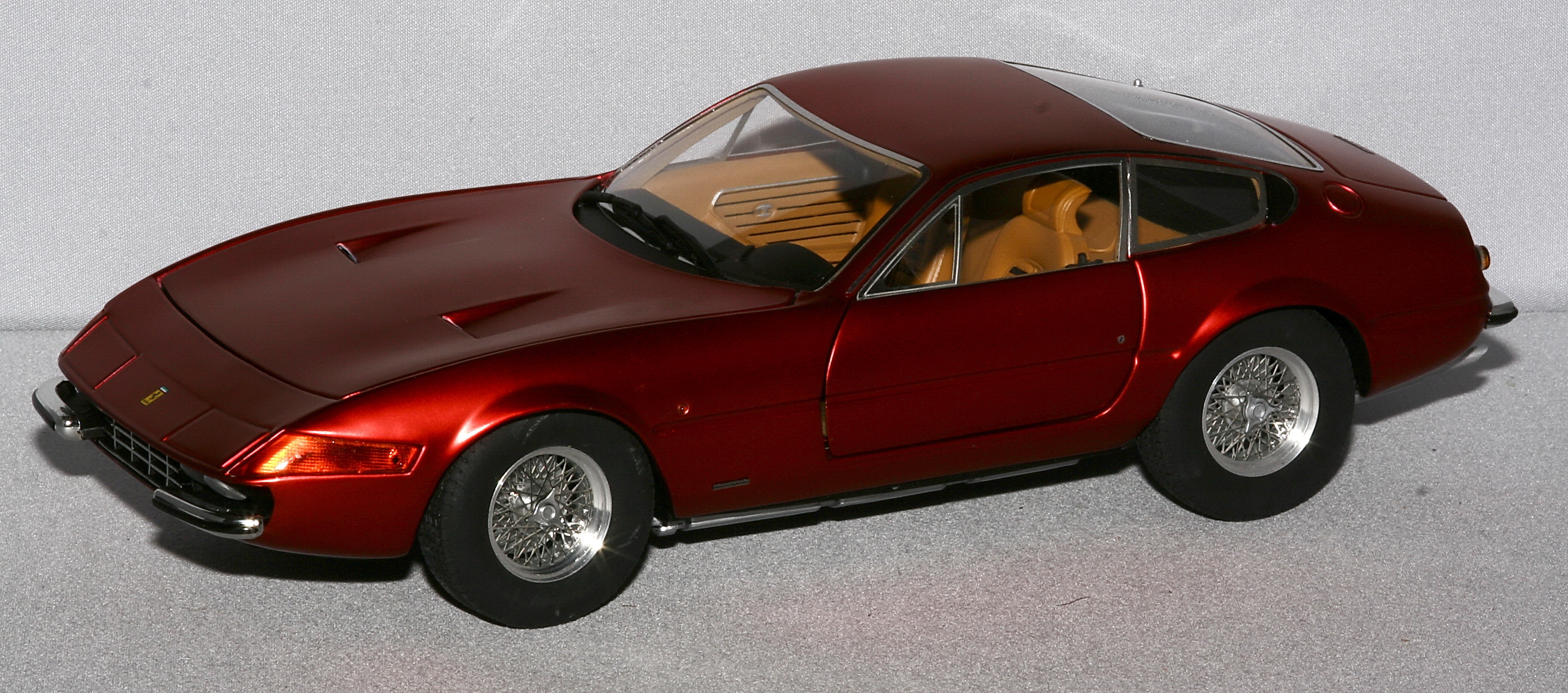 F_365GTB_1.jpg