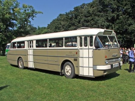 Ikarus_66_jpg.jpg