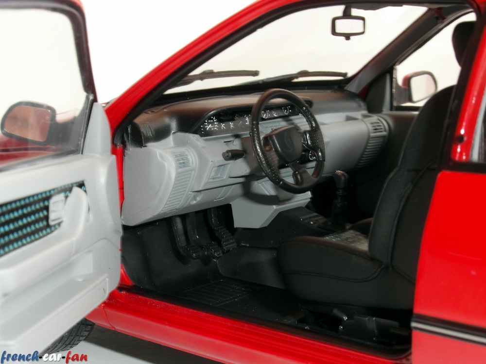 Clio 16S 5.JPG