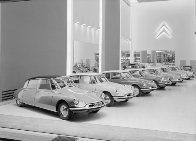 1959citroends_550050_27318.jpg