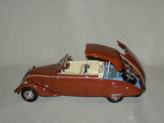 PICT9803.jpg