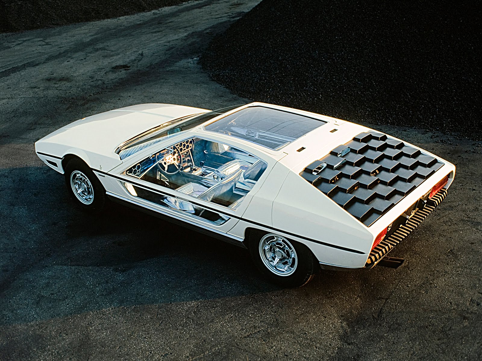 lamborghini-marzal-04.jpg