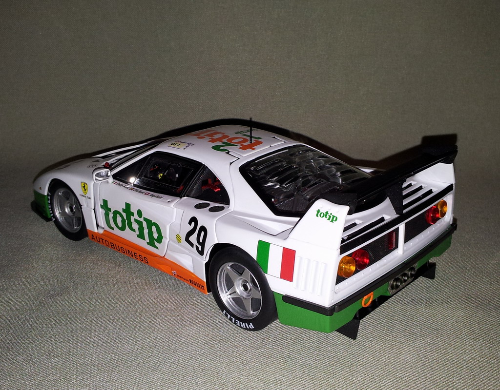 F40LM18.jpg