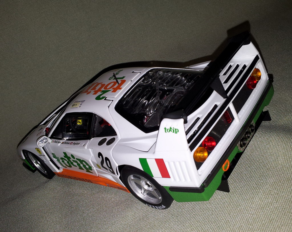F40LM21.jpg
