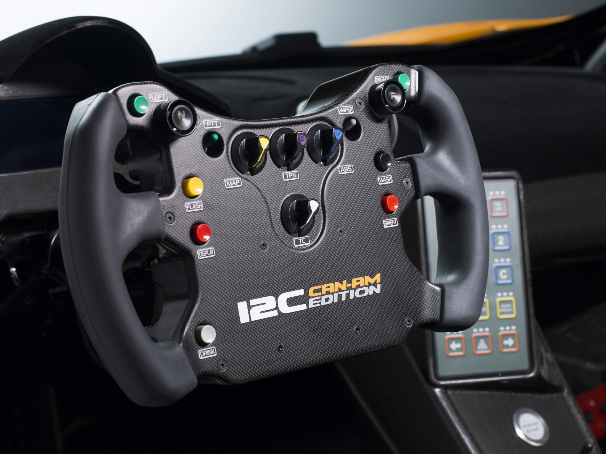 2012 McLaren MP4-12C Can-Am Race Car Concept_7.jpg