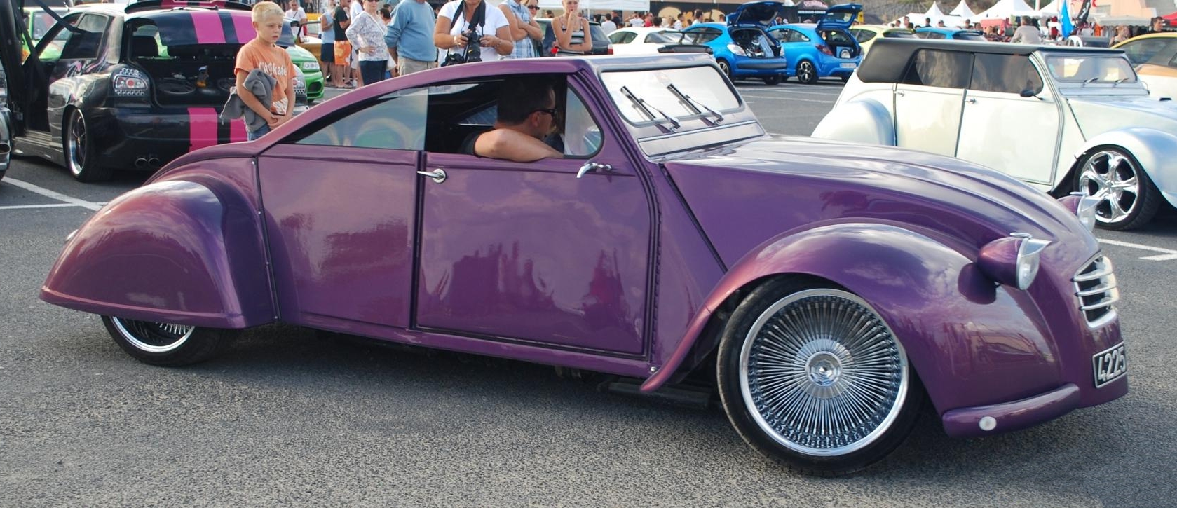 citroencv2hotrod2.jpg