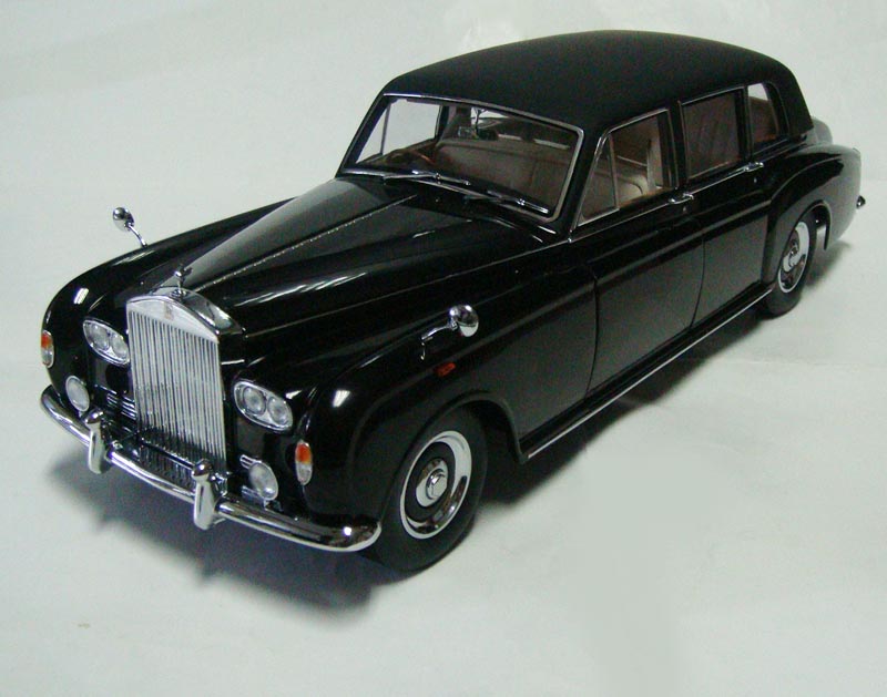 black-vinyl-phantom1.jpg