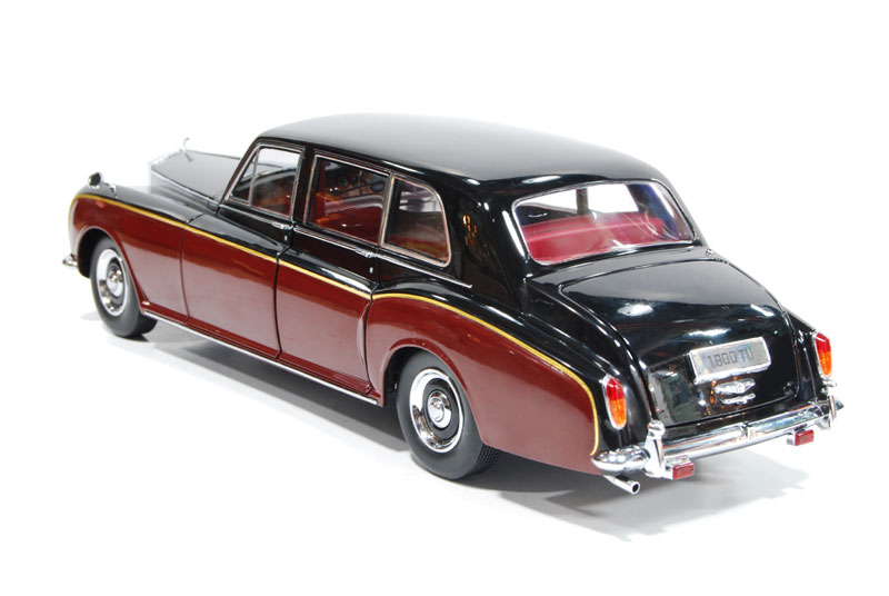 black-maroon-phantom3.jpg