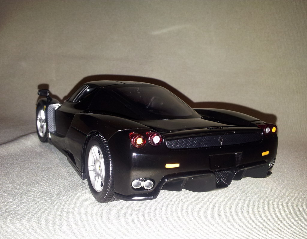 Enzo06.jpg