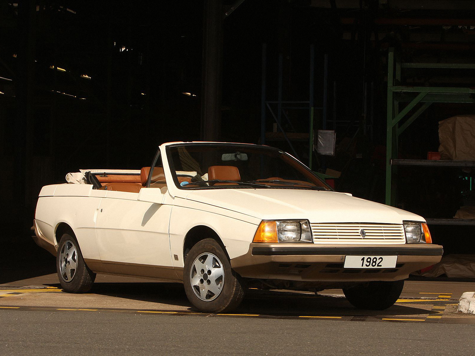 heuliez_renault-fuego-cabriolet-concept-1982_r5.jpg.jpg