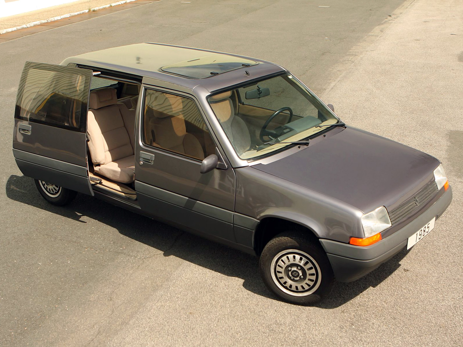 heuliez_renault-super-van-cinq-concept-1985_r2.jpg.jpg