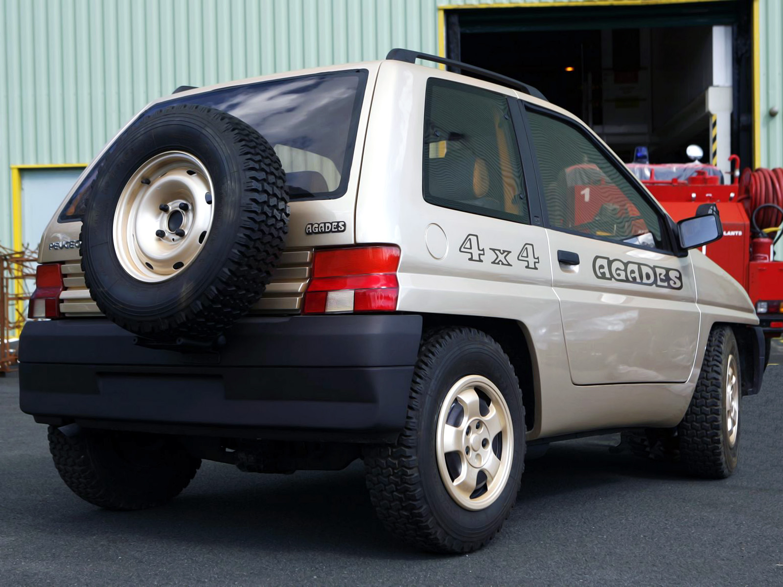 heuliez_peugeot-4x4-agades-concept-1989_r2.jpg.jpg