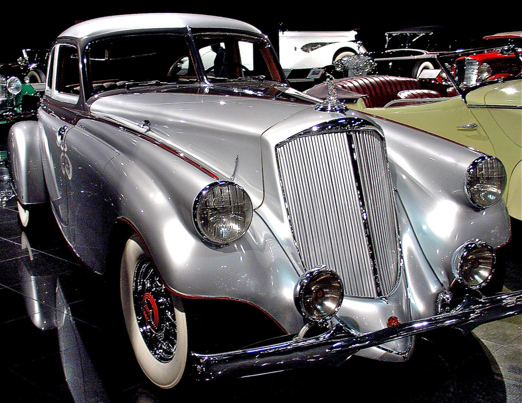 7892557192_083ec93f92_b.jpg